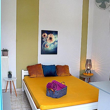Overhill Apartments Adamas מראה חיצוני תמונה