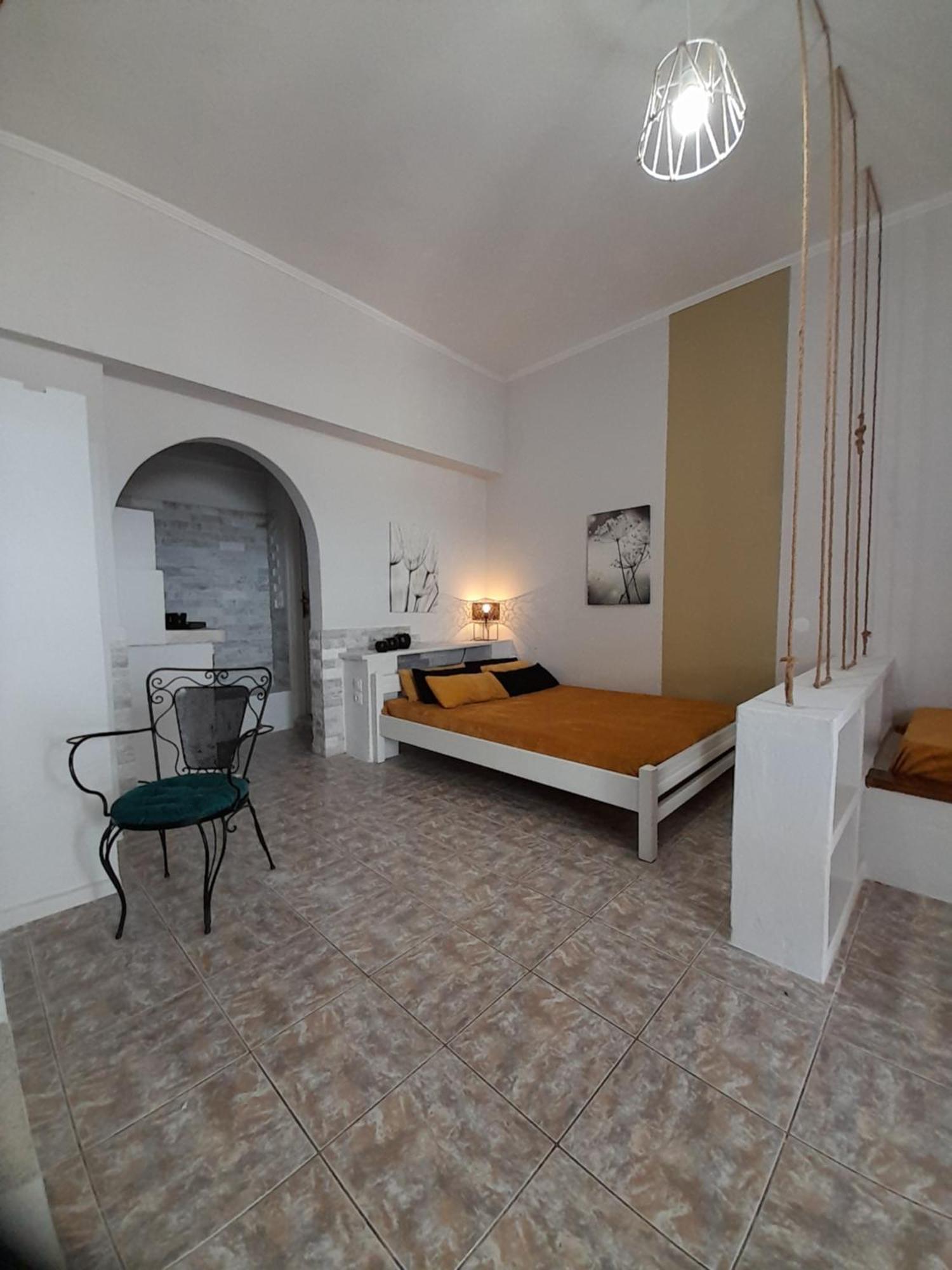 Overhill Apartments Adamas מראה חיצוני תמונה